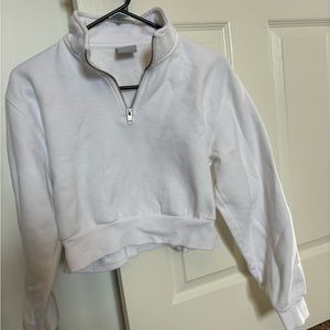 White cropped Aritzia sweater